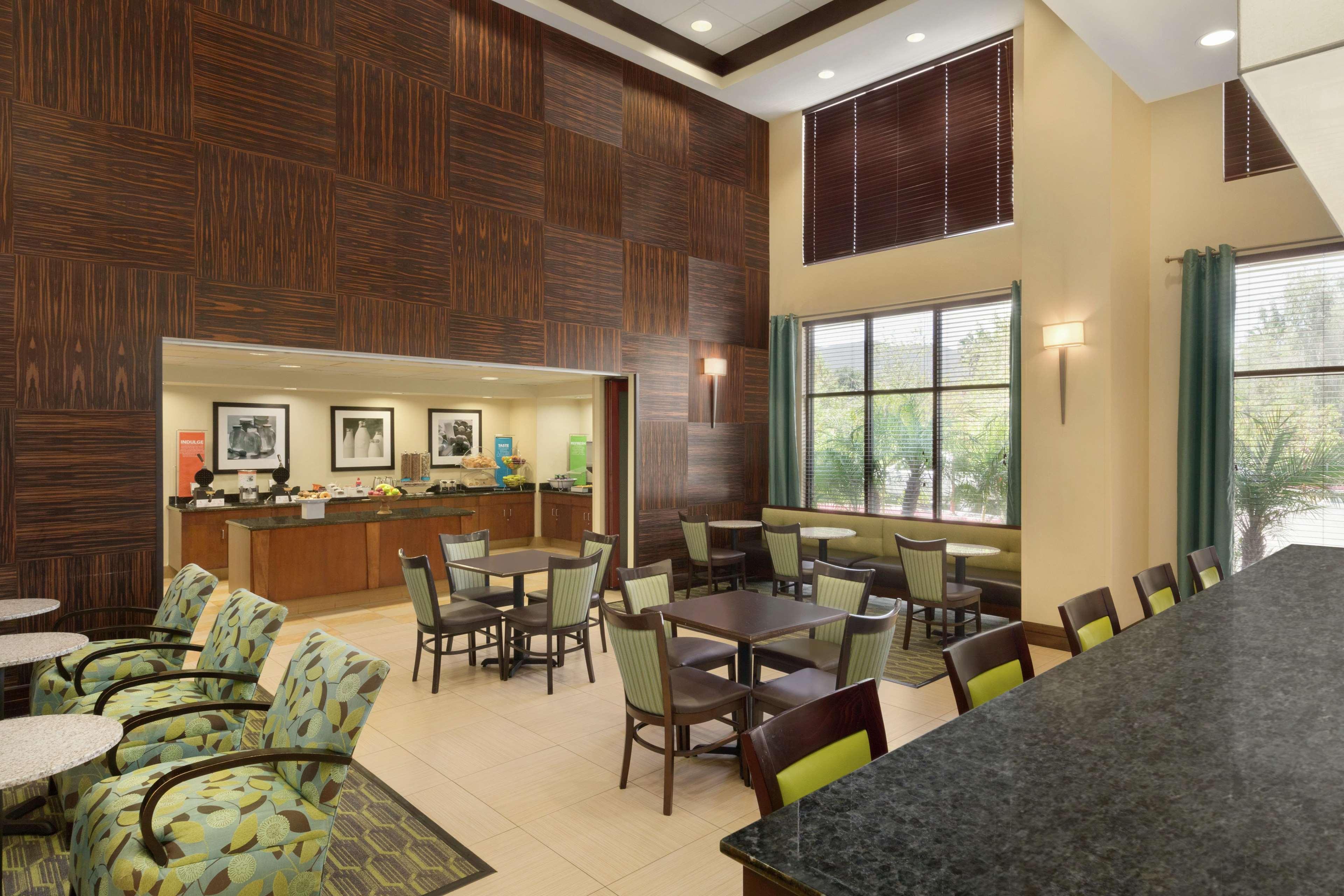 Hampton Inn & Suites Thousand Oaks Dış mekan fotoğraf